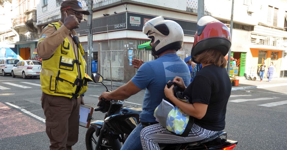 Transalvador intensifica fiscalização pela segurança viária dos motociclistas 