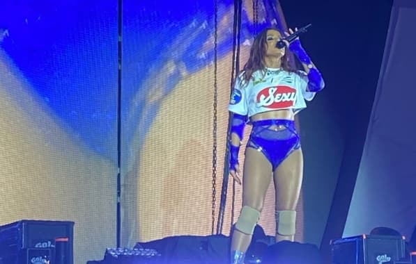 VÍDEO: Quarta atração do palco principal, Anitta comanda show no Festival Virada Salvador 