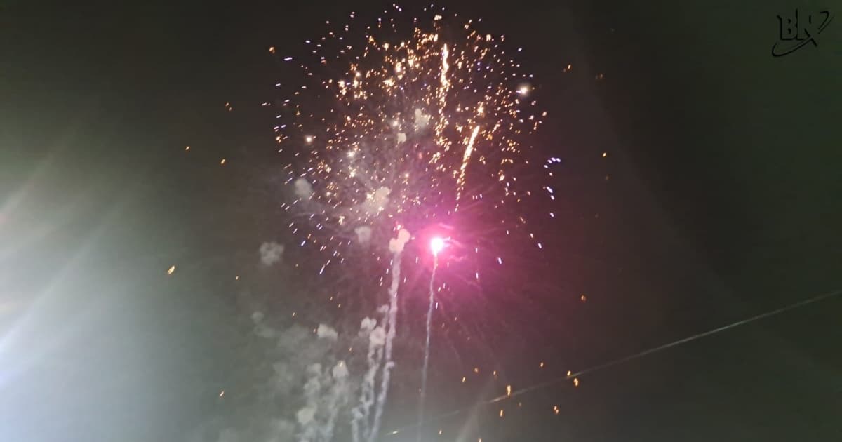 VÍDEO: Virada do primeiro dia do Festival na Arena Daniela Mercury tem queima de fogos durante show de Anitta