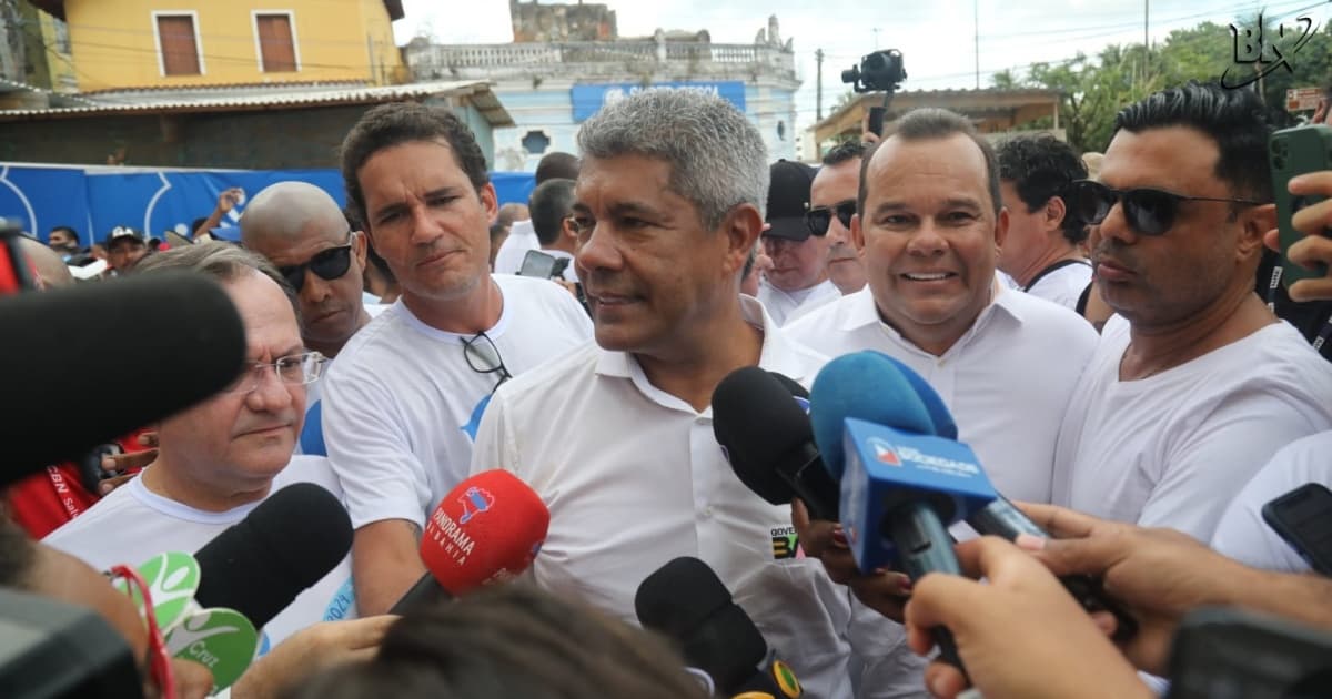 Jerônimo diz que vai pedir ao Senhor do Bonfim para ajudar a Bahia nas eleições para garantir "bons prefeitos e vereadores" em 2024