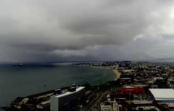 Bahia deve sofrer chuvas intensas e ventos fortes entre esta segunda e terça, alerta Inmet 