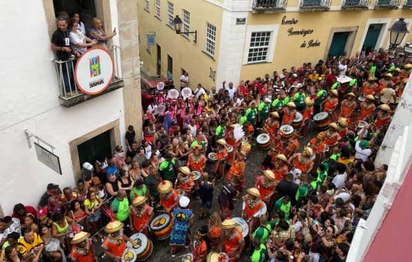 Olodum se prepara para primeiro dia do Carnaval e aquece Pelourinho ao som dos tambores