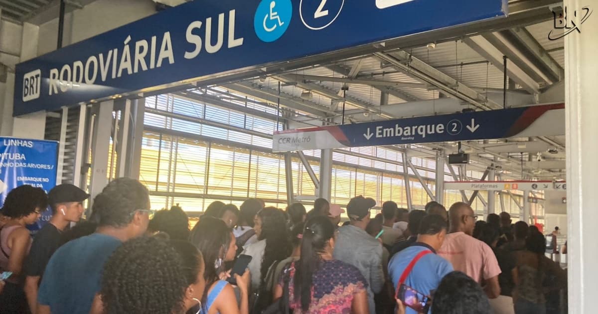 Falta de luz gera transtorno na estação do BRT da Rodoviária de Salvador