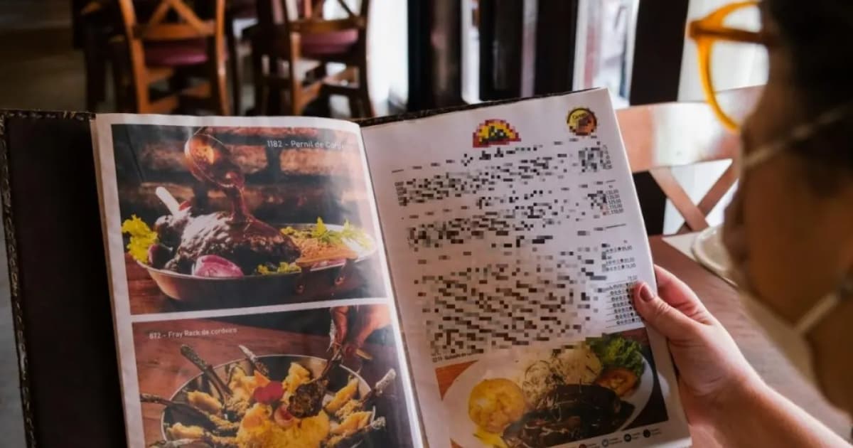 Bares e restaurantes de Salvador serão obrigados a fornecer cardápio físico para consumidores