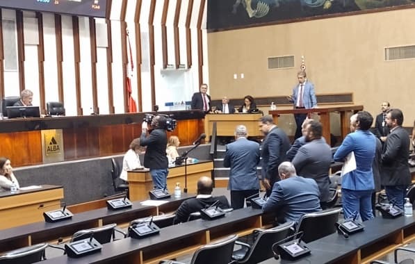 Deputados faltam votação de pedido de empréstimo do Executivo; oposição vê “derrota” do governo 