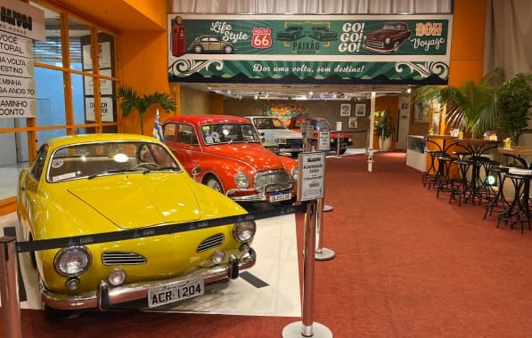 Shopping Barra promove happy hour com música ao vivo e Exposição de Carros Antigos