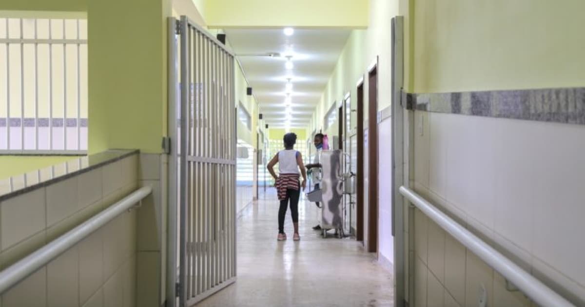 Chuva em Salvador: mais de 2 mil alunos ficam sem aulas; escolas servirão de abrigos