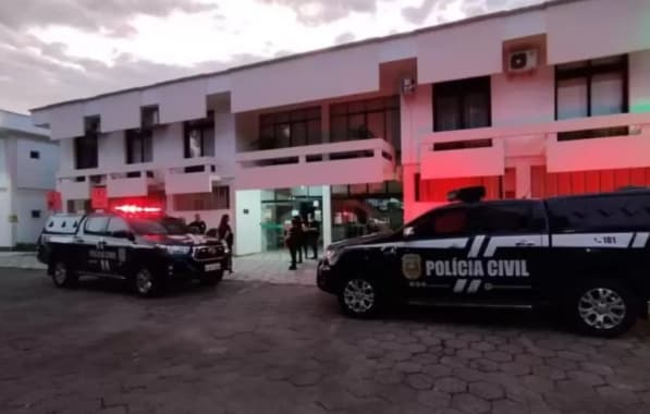 Prefeito e dois vereadores são presos sob suspeita de formação de quadrilha em Santa Catarina