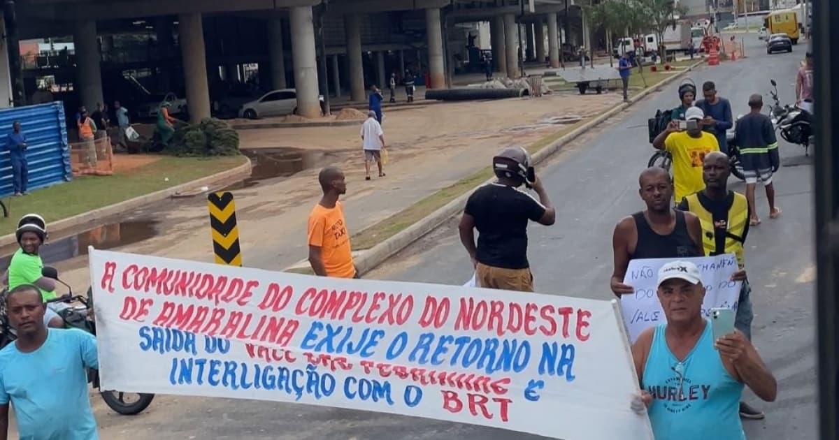 VÍDEO: Manifestantes reivindicam obras do BRT e bloqueiam parte da Av Juracy Magalhães