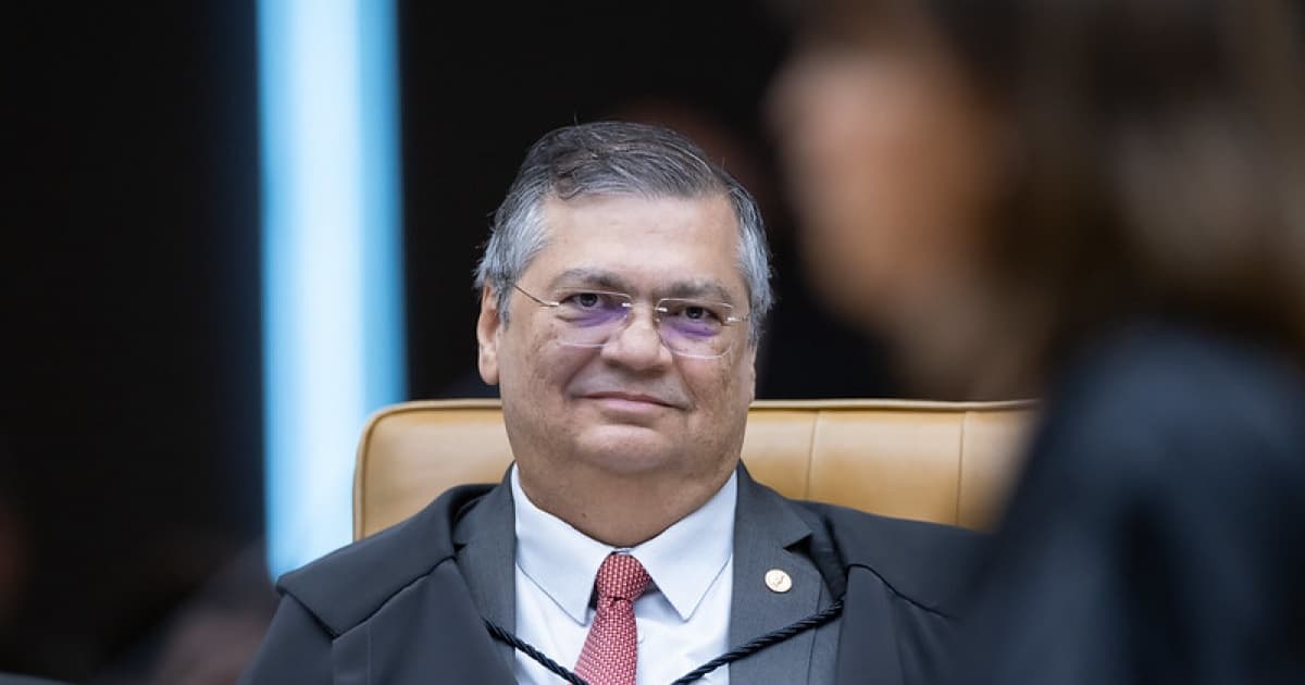 Dino quer ouvir Congresso sobre cumprimento da decisão que derrubou orçamento secreto