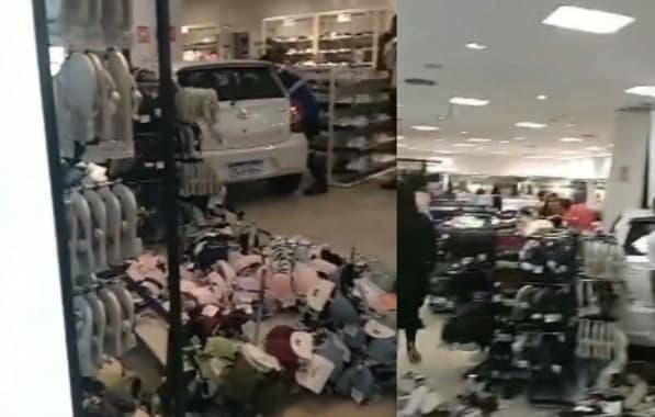 VÍDEO: Motorista perde o controle de veículo e invade loja no Shopping Barra