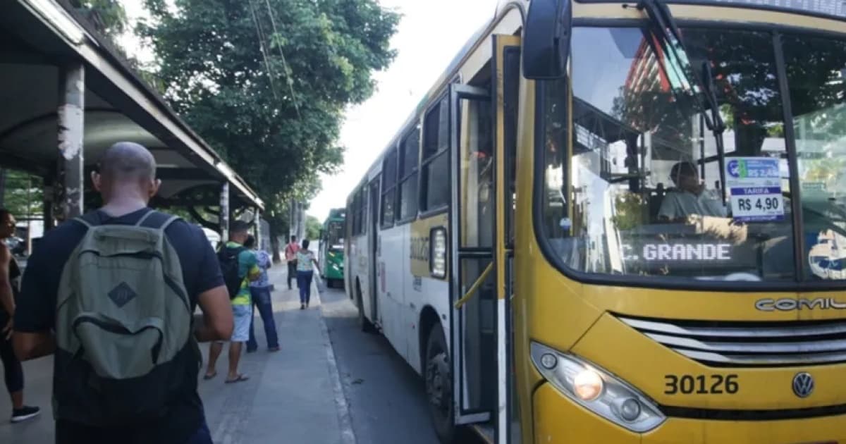 Devido à violência, população amanhece sem ônibus em Mirantes de Periperi e Vila Verde