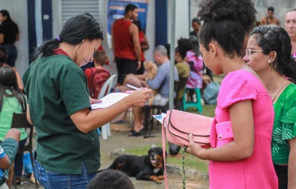Castramóvel atende gratuitamente animais da região de Cajazeiras em Salvador