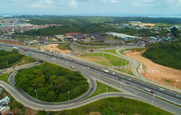 Trecho da BR-324 em Salvador terá tráfego alterado para obra de duplicação de adutora