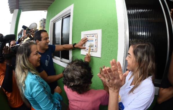 Programa Morar Melhor entrega mais 101 casas reformadas em Pirajá