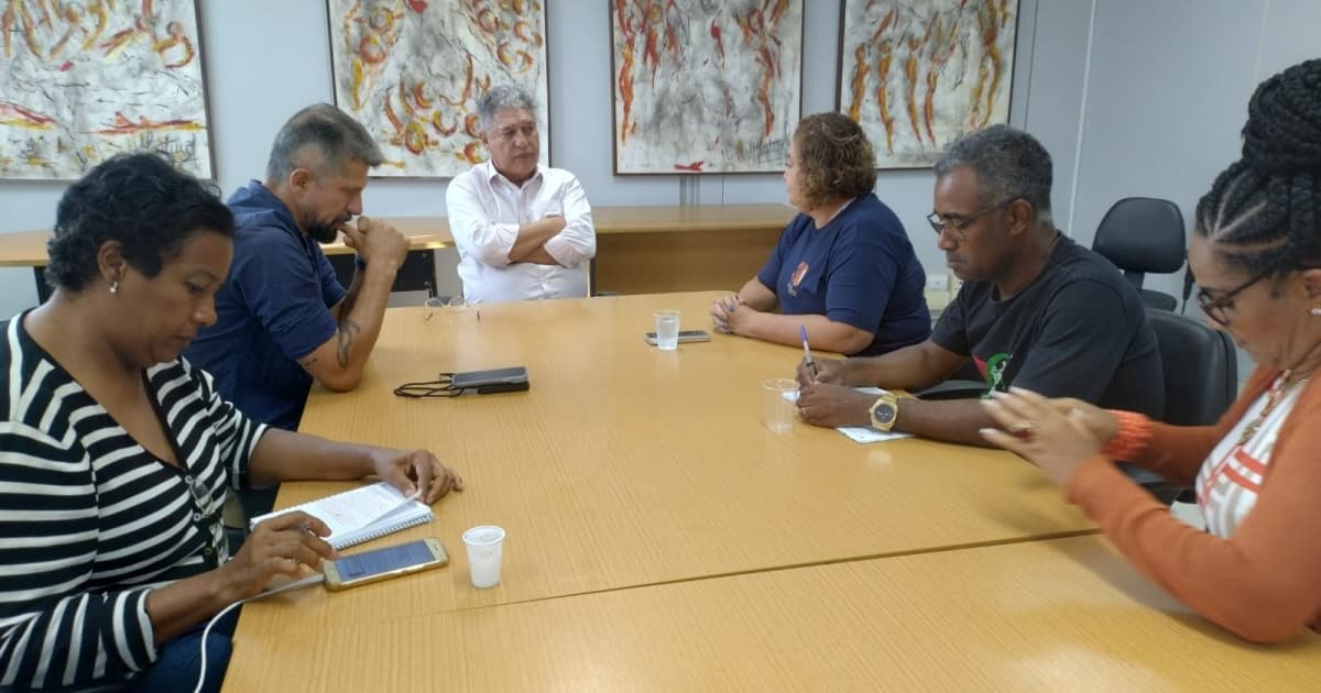 Rosemberg Pinto discute proposta de reajuste salarial com representantes dos sindicatos 