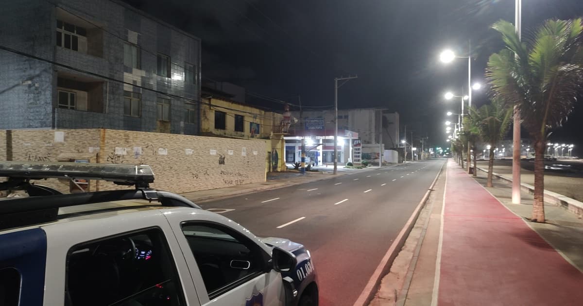Guarda Civil impede roubos de fios no bairro de Amaralina, em Salvador