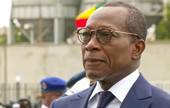 Adolfo Menezes quer conceder Comenda 2 de Julho ao presidente do Benin