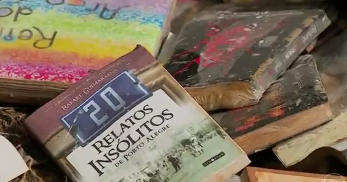 Mais de 50 mil exemplares de livros foram perdidos por conta das enchentes do Rio Grande do Sul