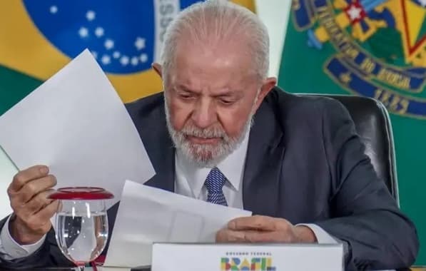 Lula assina MP que garante acordo para manutenção da desoneração da folha de empresas e municípios