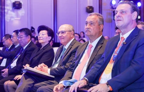 Em Pequim, Rui Costa apresenta Novo PAC a empresários chineses e destaca projeto da Rota Bioceânica