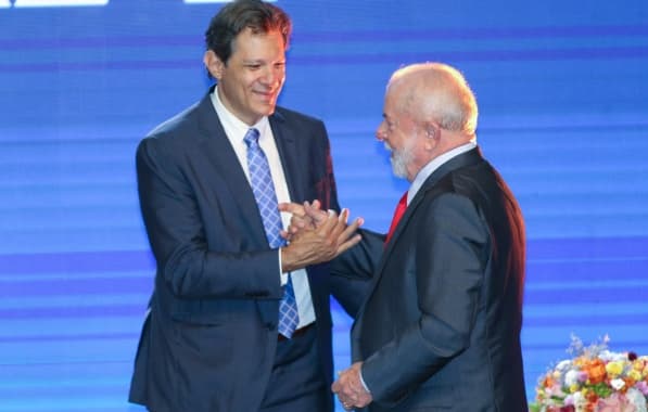 Lula recebe Haddad fora da agenda para discutir "MP do fim do mundo"