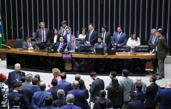 Aprovada urgência para votação na Câmara de projeto apresentado por Lira que pune deputados que brigam