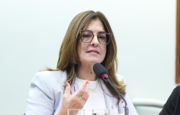 Rogéria Santos garante aprovação de PL que cria programa de diagnóstico precoce e tratamento da adenomiose
