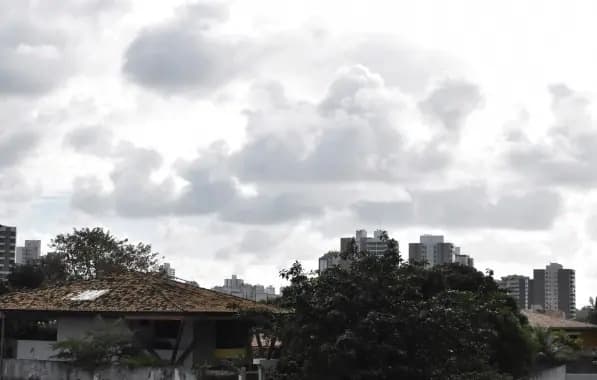 Previsão é de céu nublado e chuva ao longo da semana em Salvador 