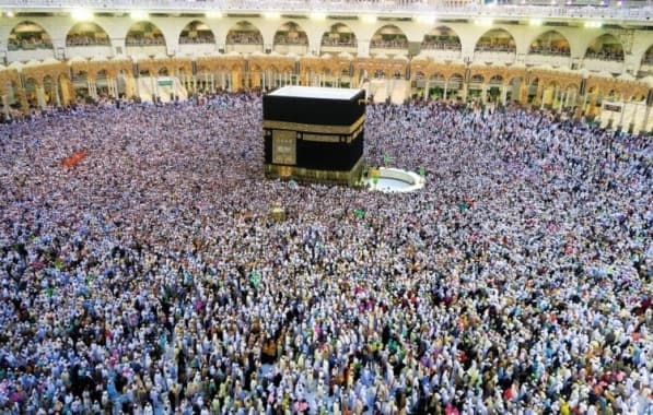 Mais de mil muçulmanos morrem durante peregrinação na Arábia Saudita
