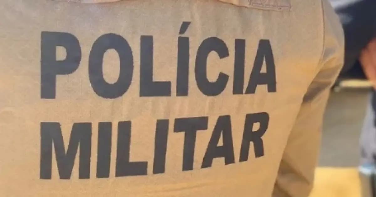 Suspeito de tráfico é preso pela PM no bairro de São Marcos, em Salvador