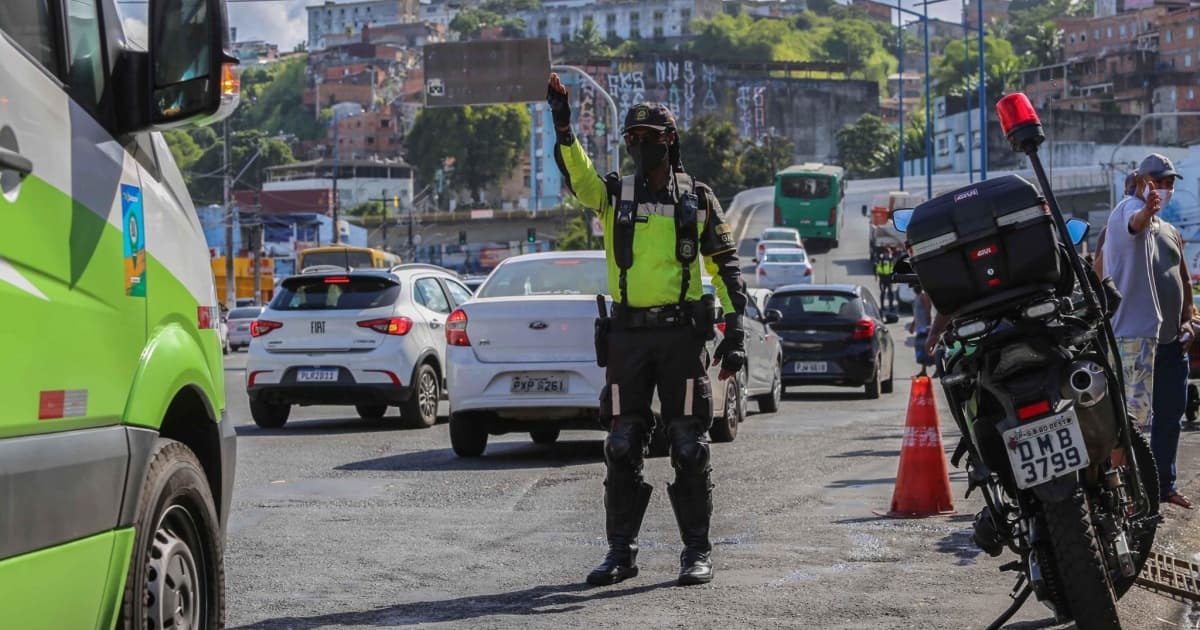 Trânsito tem alterações em diferentes localidades de Salvador entre sexta e terça 