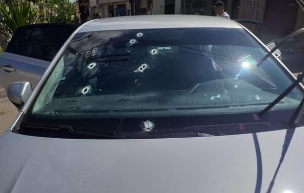 Viatura é atingida por tiros durante diligência no bairro de São Cristóvão, em Salvador