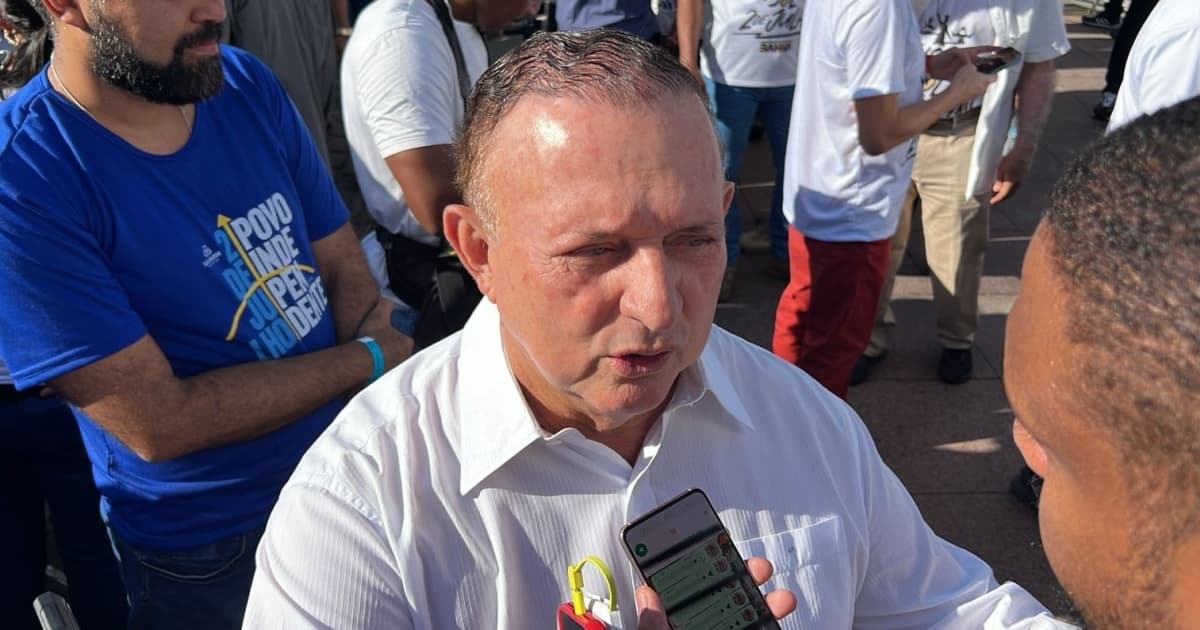 "Estou à disposição dos colegas", diz Adolfo Menezes sobre possível reeleição na AL-BA