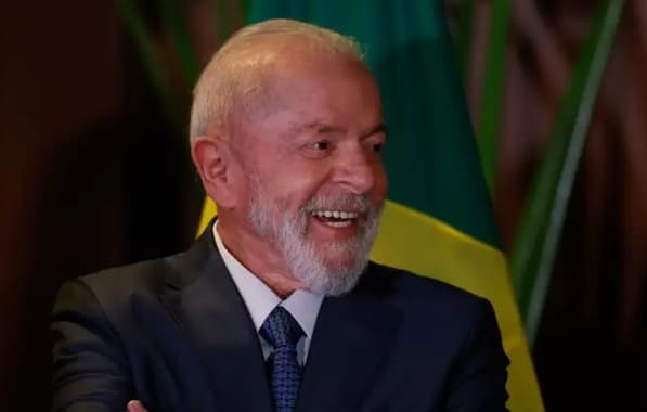 Pesquisa Quaest revela que Lula estancou período de queda com aprovação subindo para 54%