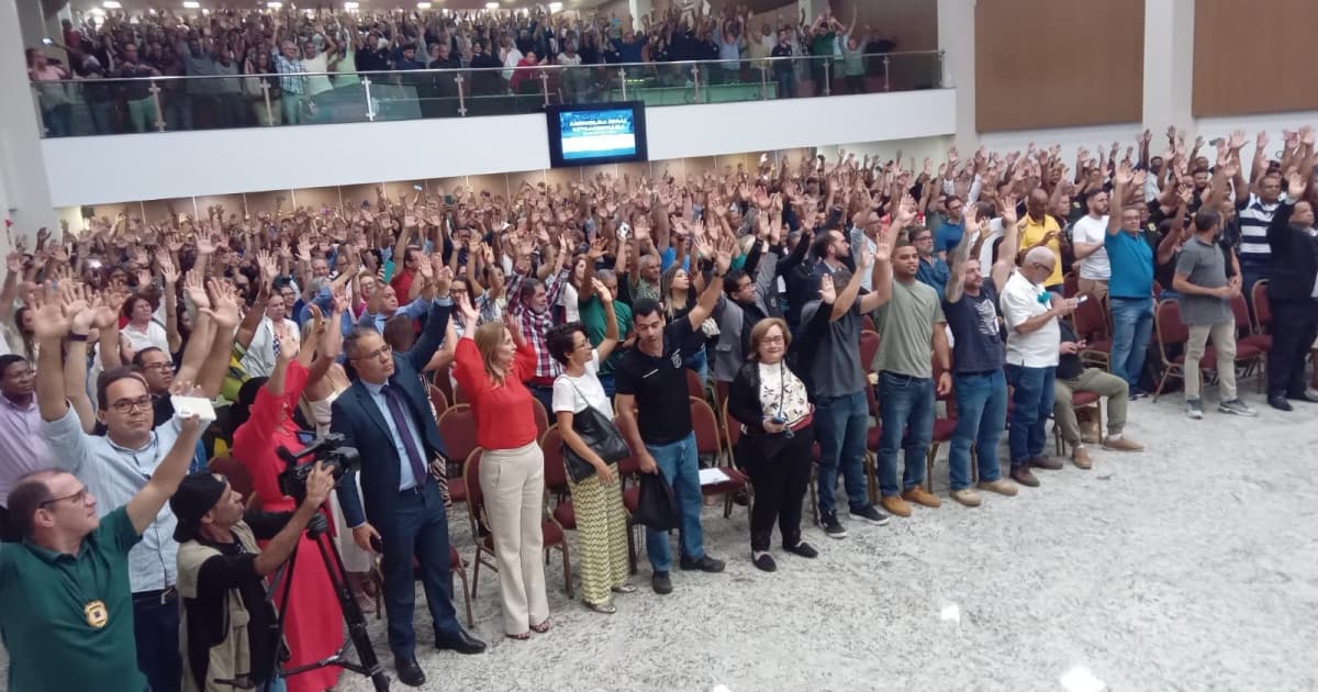  Em Assembleia, Polícias Civil e Técnica aprovam suspensão imediata das operações policiais na Bahia 