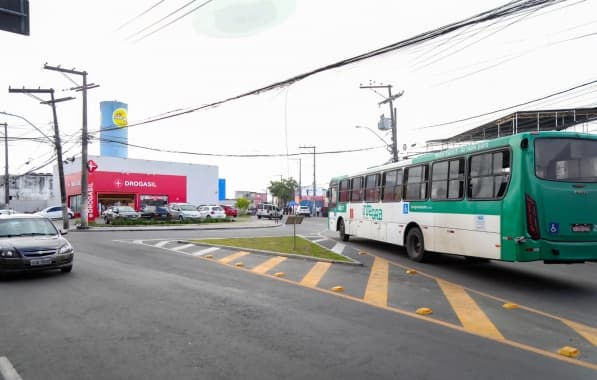 Rua Jayme Vieira Lima é entregue após requalificação; bairro recebe nova estrutura para feirantes