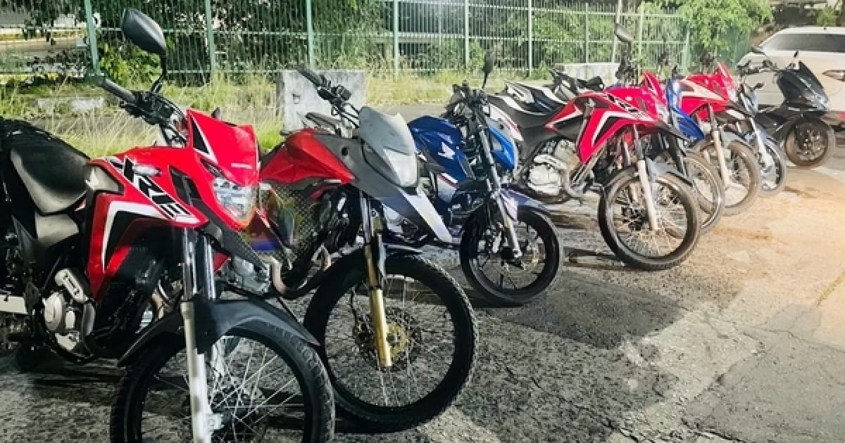 Polícia Militar localiza oito motos com restrição de roubo em dois bairros de Salvador