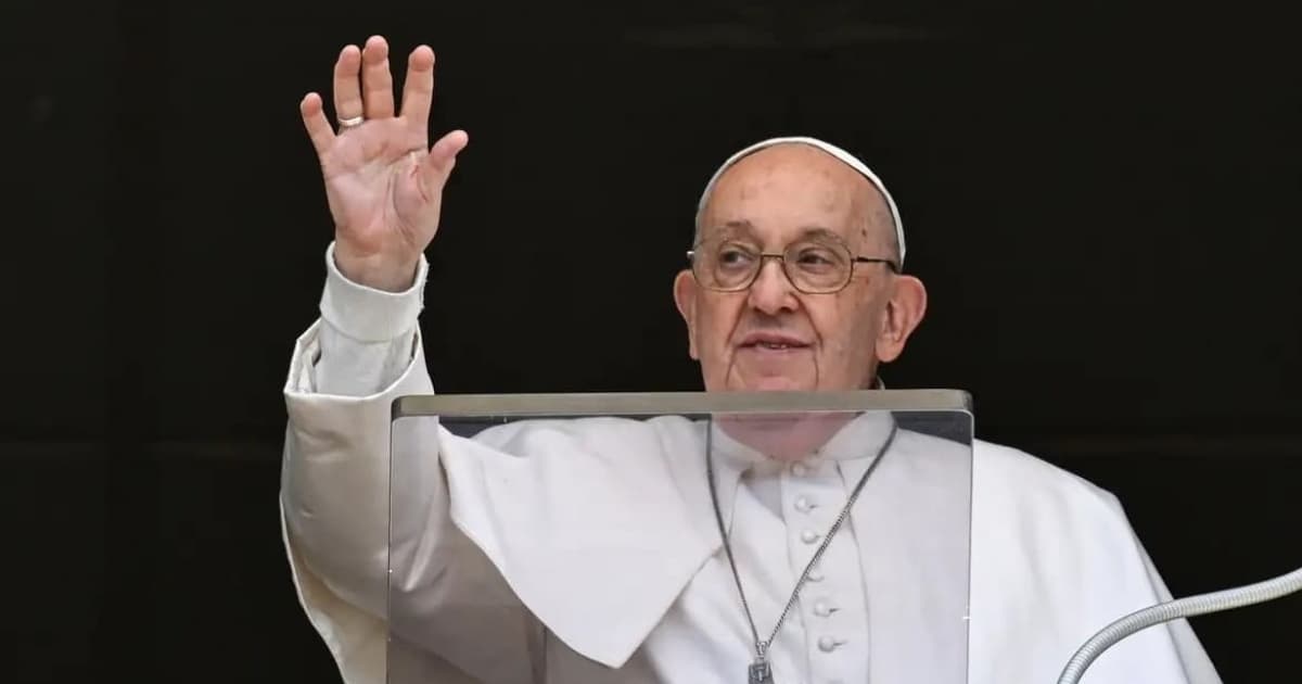 Papa Francisco ora por vítimas de acidente aéreo no interior de SP