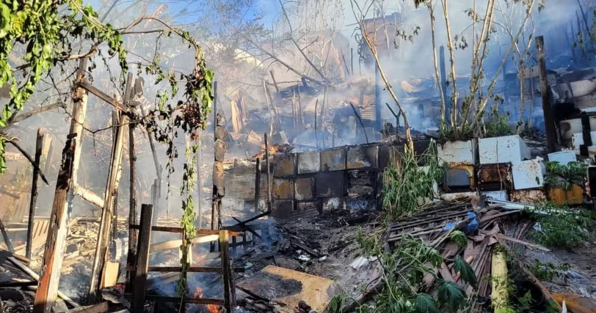 Sete casas pegaram fogo no bairro do Nordeste de Amaralina