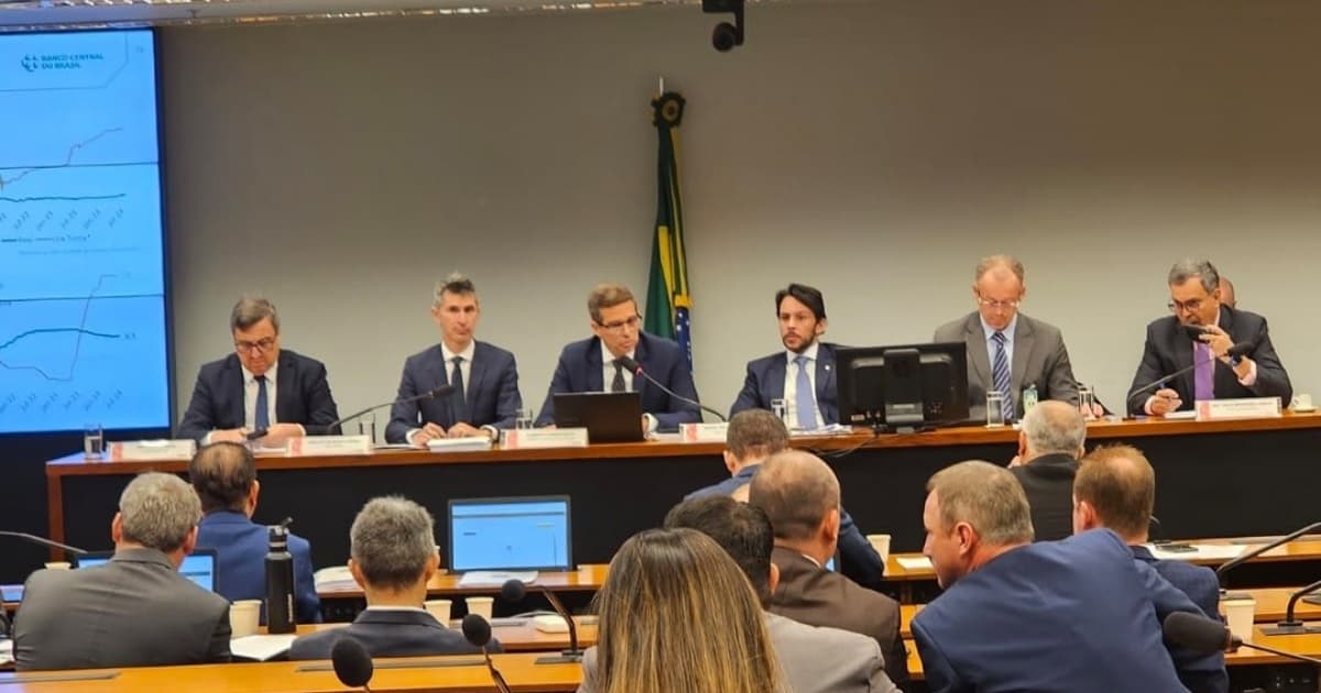 Na Câmara, Campos Neto defende atuação do BC e diz que é preciso "perseverança" na luta contra a inflação