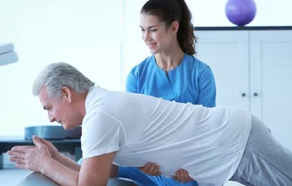 UniFTC oferece atendimento gratuito de fisioterapia para homens