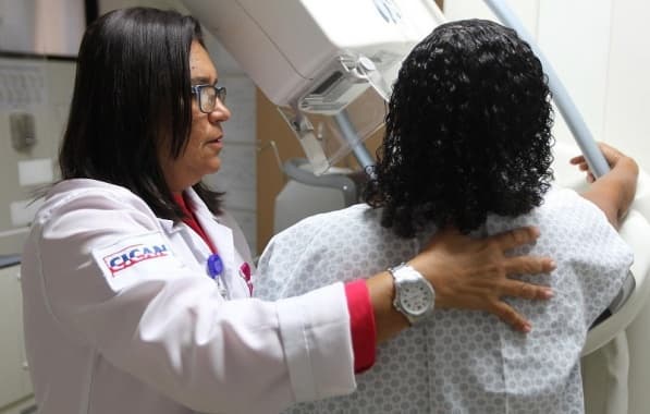 Ação de saúde oferta 20 mil mamografias e mais de 2.700 consultas em prol do Outubro Rosa na Bahia