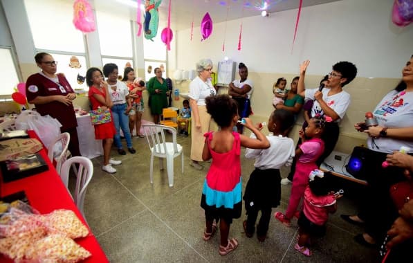 Feira oferece serviços de saúde e empreendedorismo no Multicentro Carlos Gomes, em Salvador 