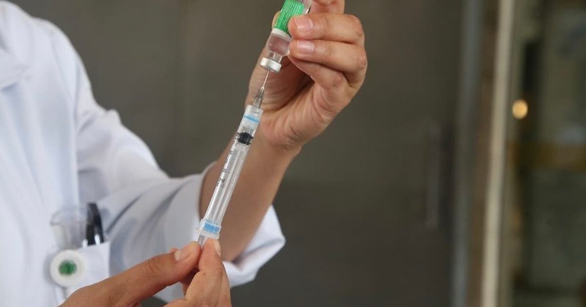 Novo plano de vacinas contra Covid começa hoje; saiba como será 