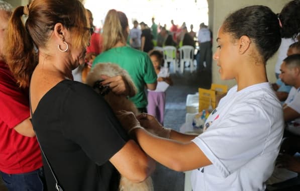 Aplicação da vacina V10 acontecerá no bairro de Pau da Lima nesta quinta e sexta para cães