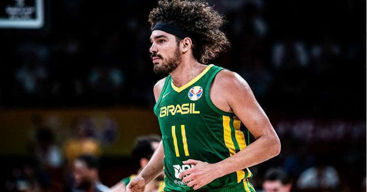 Com Varejão, novo treinador convoca seleção masculina de basquete