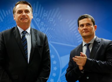 Bolsonaro aciona Moro para que PF investigue citação de seu nome no caso Marielle