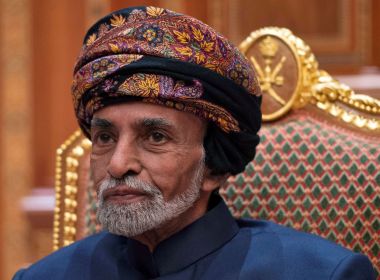 Morre sultão de Omã aos 79 anos, primo é nomeado sucessor