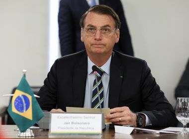 Bolsonaro sanciona fundo eleitoral de R$ 2 bilhões